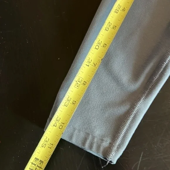 Columbia Stylish Gray Leggings - Picture 2 of 4